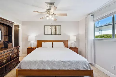 Bedroom - 2151 Wilson Ave, Redding, CA 96002 photo 1 of 4