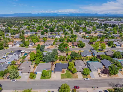 1565 Lacey Ln, Redding, CA 96003 photo 32