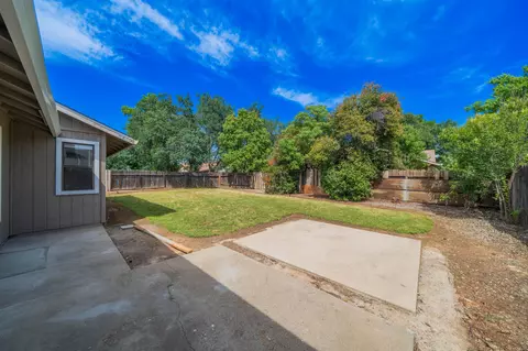 1565 Lacey Ln, Redding, CA 96003 photo 23