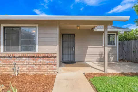 1565 Lacey Ln, Redding, CA 96003 photo 3