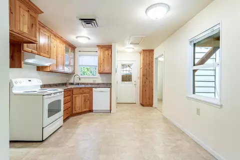 1556 Santa Fe Ave, Redding, CA 96003 photo 6