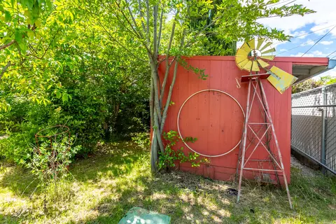 1556 Santa Fe Ave, Redding, CA 96003 photo 25