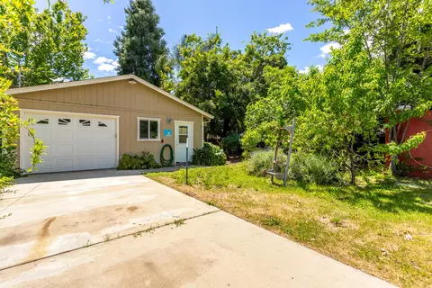 1556 Santa Fe Ave, Redding, CA 96003 photo 15