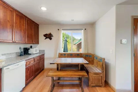 Kitchen - 2125 Lava, Mccloud, CA 96057 photo 1 of 3