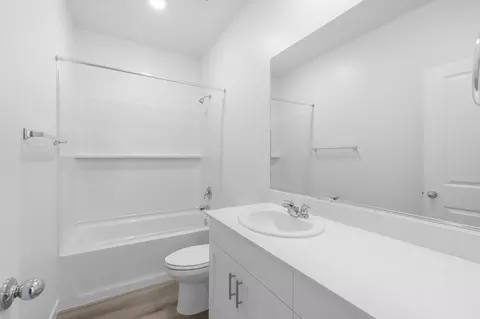 5555 Feathers Ave, Redding, CA 96002 photo 23