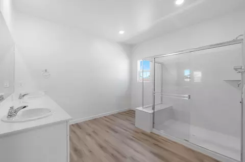 5555 Feathers Ave, Redding, CA 96002 photo 14