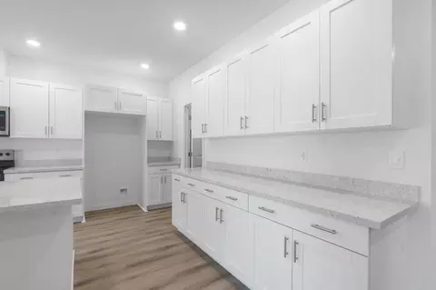 5555 Feathers Ave, Redding, CA 96002 photo 7