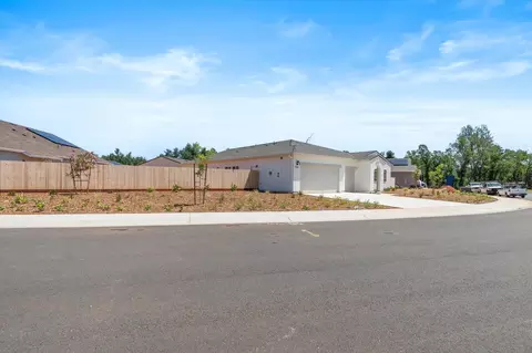 5555 Feathers Ave, Redding, CA 96002 photo 30