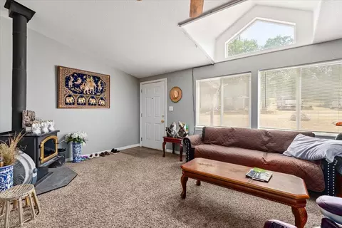 16605 Lassen Ave, Anderson, CA 96007 photo 5