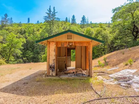 17171 Flanagan Rd, Redding, CA 96003 photo 32