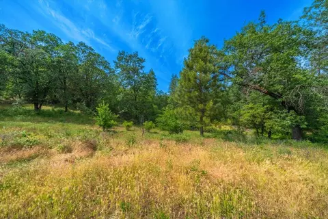17171 Flanagan Rd, Redding, CA 96003 photo 5