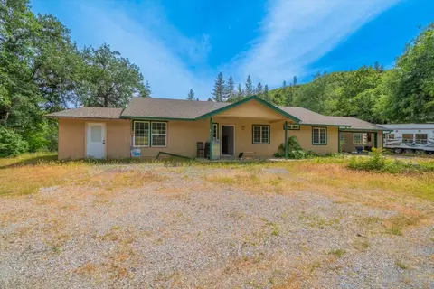 17171 Flanagan Rd, Redding, CA 96003 photo 4
