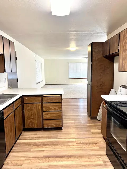 Kitchen - 3901 El Portal Dr, Redding, CA 96002 photo 1 of 3