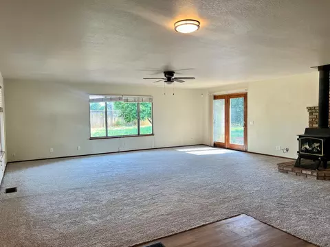 Living - 3901 El Portal Dr, Redding, CA 96002 photo 3 of 5