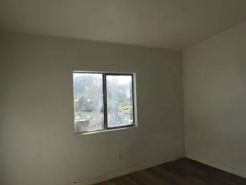 1090 Crooked Oak Ln, Redding, CA 96003 photo 12