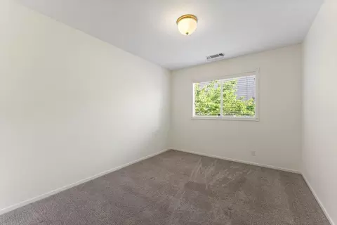 1366 Carla Cir, Redding, CA 96003 photo 21