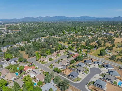 1366 Carla Cir, Redding, CA 96003 photo 47