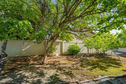 1366 Carla Cir, Redding, CA 96003 photo 42