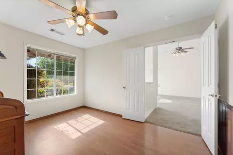 1366 Carla Cir, Redding, CA 96003 photo 16