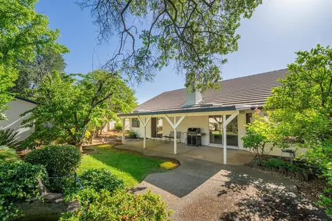1366 Carla Cir, Redding, CA 96003 photo 34