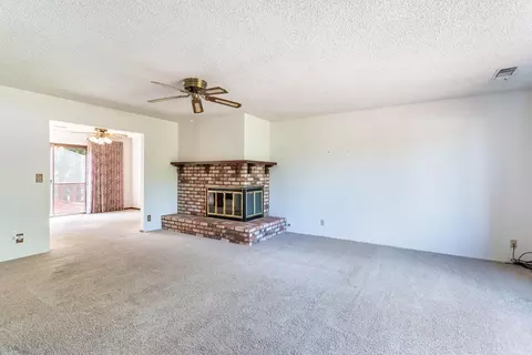 4081 Remington Dr, Redding, CA 96001 photo 3