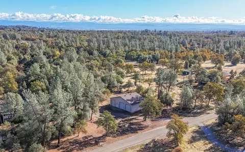 View/Area - 13645 Gloria Ter, Redding, CA 96003 photo 2 of 2