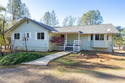 13645 Gloria Ter, Redding, CA 96003