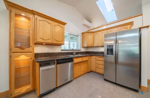 Kitchen - 13645 Gloria Ter, Redding, CA 96003 photo 3 of 3