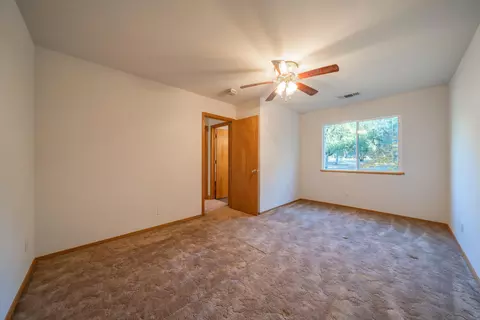 Bedroom - 13645 Gloria Ter, Redding, CA 96003 photo 3 of 3