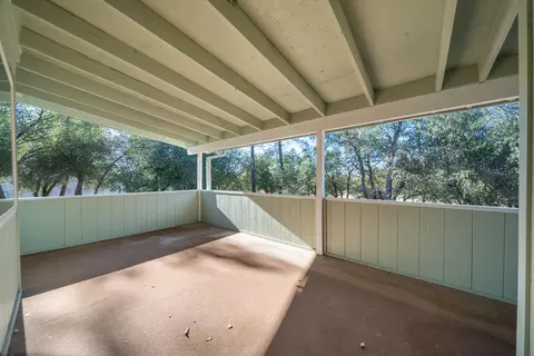 Exterior - 13645 Gloria Ter, Redding, CA 96003 photo 5 of 13