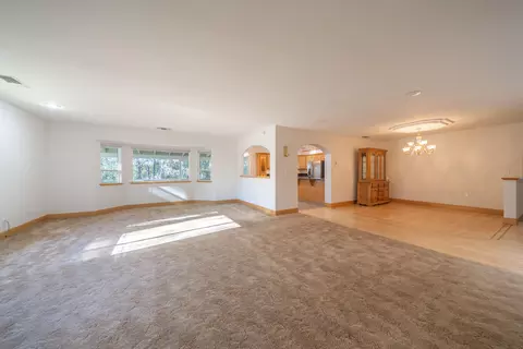 Living - 13645 Gloria Ter, Redding, CA 96003 photo 3 of 4