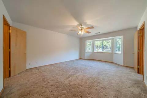 Bedroom - 13645 Gloria Ter, Redding, CA 96003 photo 1 of 3