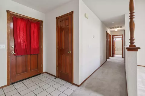 Entry Way - 1152 Edgewood Dr, Redding, CA 96003 photo 1 of 1