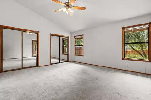 Bedroom - 1152 Edgewood Dr, Redding, CA 96003 photo 2 of 10