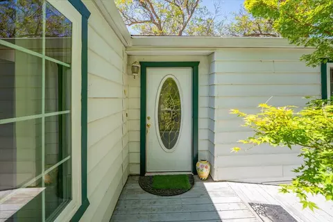 11955 Craig Ave, Red Bluff, CA 96080 photo 2