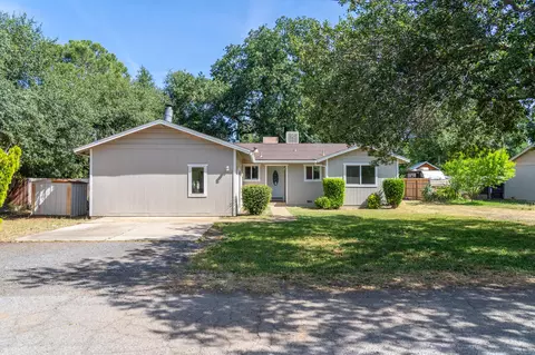 Exterior - 20520 Duryee Ln, Redding, CA 96002 photo 5 of 9
