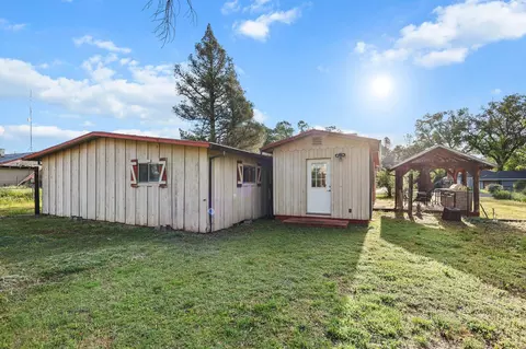 10262 Salmon Creek Rd, Redding, CA 96003 photo 27