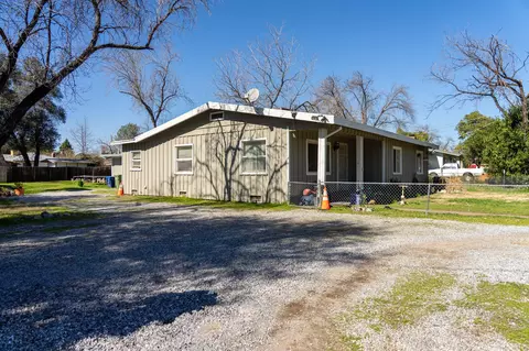 2880 Reservoir Ln, Redding, CA 96002