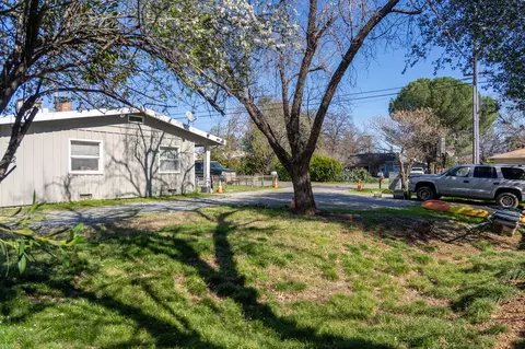 2880 Reservoir Ln, Redding, CA 96002 photo 3