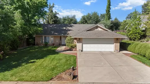 4010 Cambria Dr, Redding, CA 96002