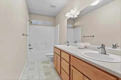4010 Cambria Dr, Redding, CA 96002 photo 17