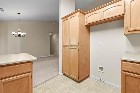 4010 Cambria Dr, Redding, CA 96002 photo 9