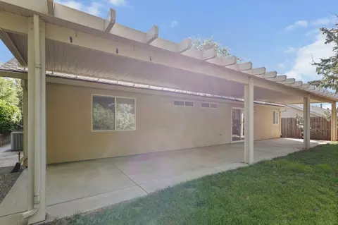 4010 Cambria Dr, Redding, CA 96002 photo 19