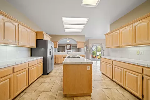 Kitchen - 1063 River Ridge Dr, Redding, CA 96003 photo 1 of 3