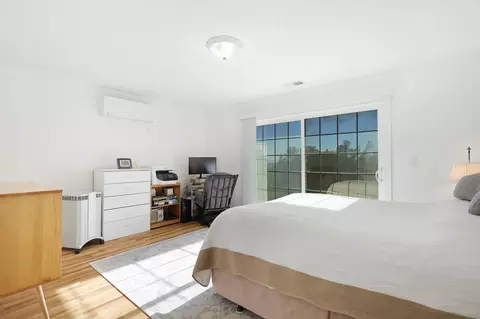 Bedroom - 3050 Ryan Ln, Redding, CA 96003 photo 1 of 10
