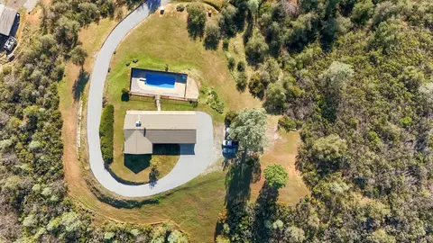 View/Area - 3050 Ryan Ln, Redding, CA 96003 photo 1 of 2