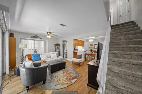 Living - 200 Ridgetop Dr # 26, Redding, CA 96003 photo 3 of 3