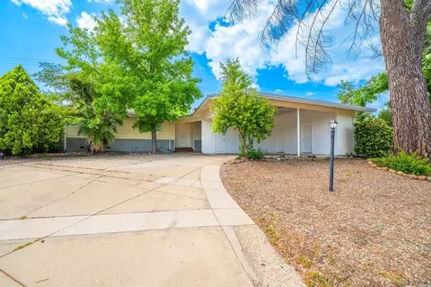 1640 Wisconsin Ave, Redding, CA 96001 photo 2