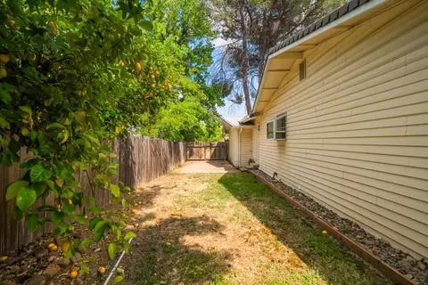 1640 Wisconsin Ave, Redding, CA 96001 photo 29