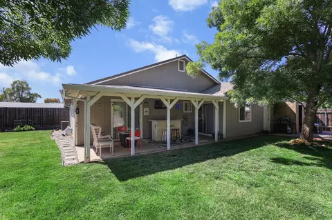 Other - 910 Montcrest Dr, Redding, CA 96003 photo 8 of 8